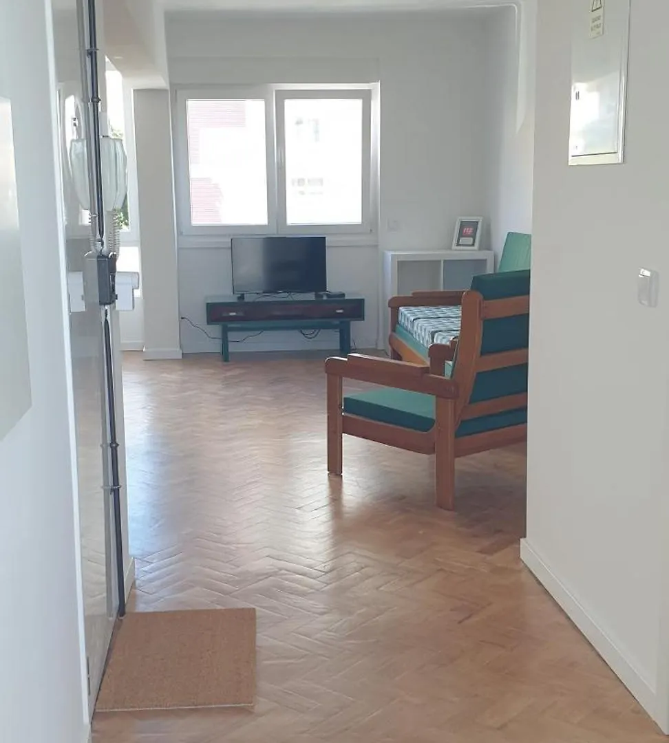 Apartmán 5Min Walk To Subway & 10Min Drive To Airport Lisboa
