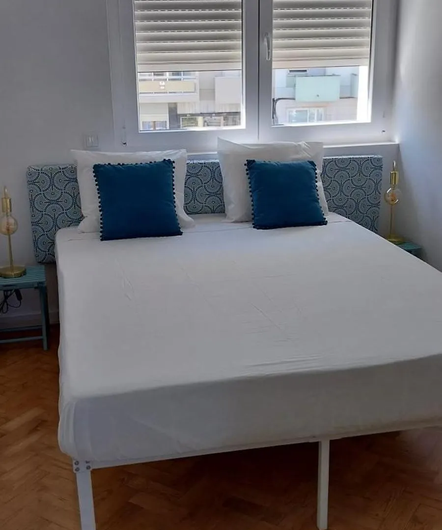 Apartmán 5Min Walk To Subway & 10Min Drive To Airport Lisboa Portugalsko