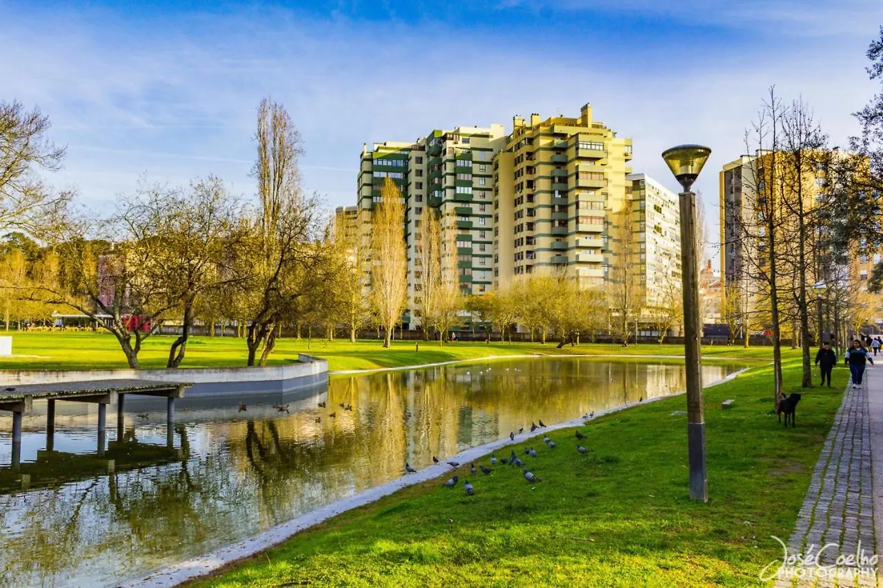 Apartmán 5Min Walk To Subway & 10Min Drive To Airport Lisboa Portugalsko